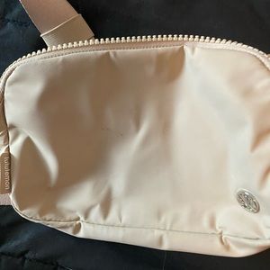 Beige Lululemon everywhere belt bag
